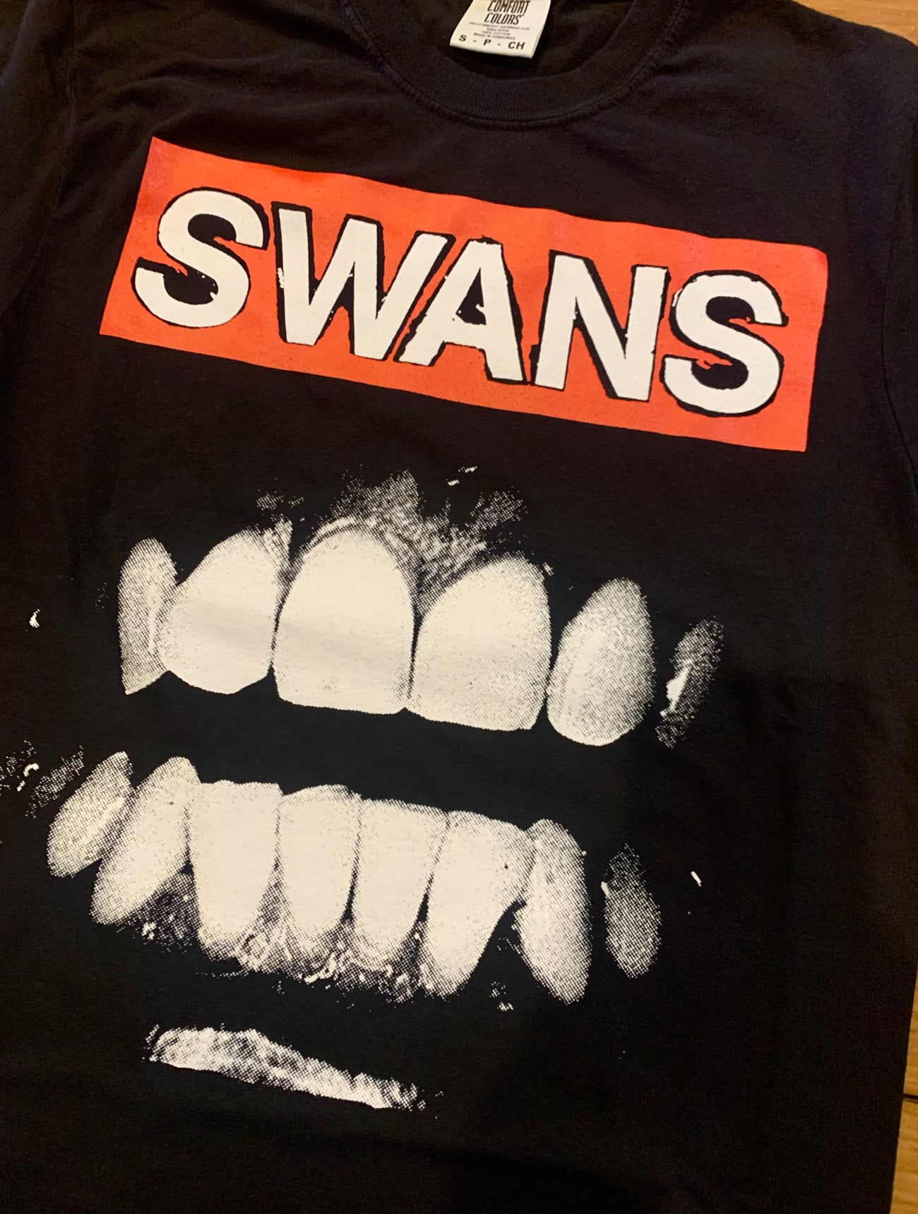SWANS TSHIRT