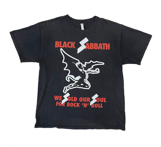 BLACK SABBATH 'We Sold Our Souls For Rock 'N' Roll' PRE-LOVED TSHIRT (L)