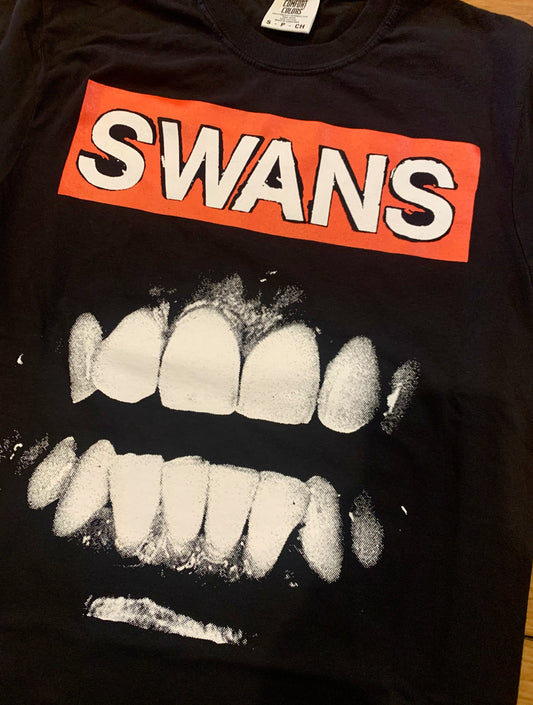 SWANS TSHIRT